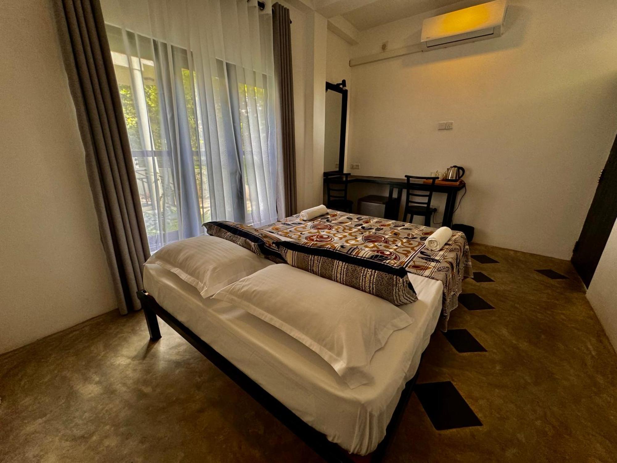 Neo Bay Hotel Weligama Ngoại thất bức ảnh