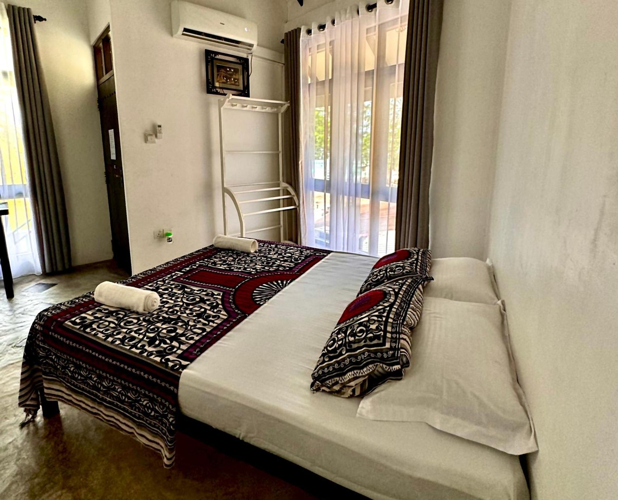 Neo Bay Hotel Weligama Ngoại thất bức ảnh
