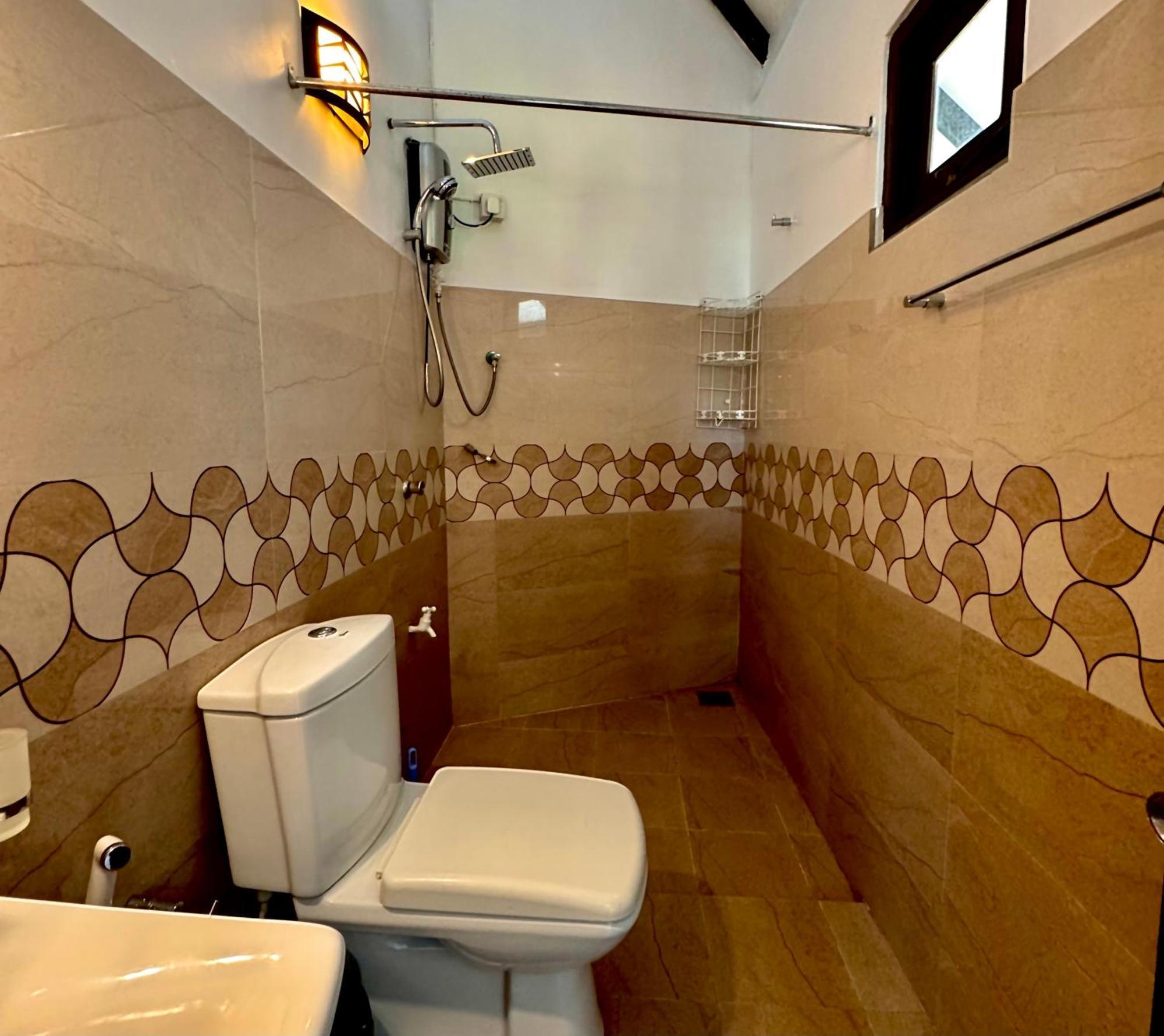 Neo Bay Hotel Weligama Ngoại thất bức ảnh