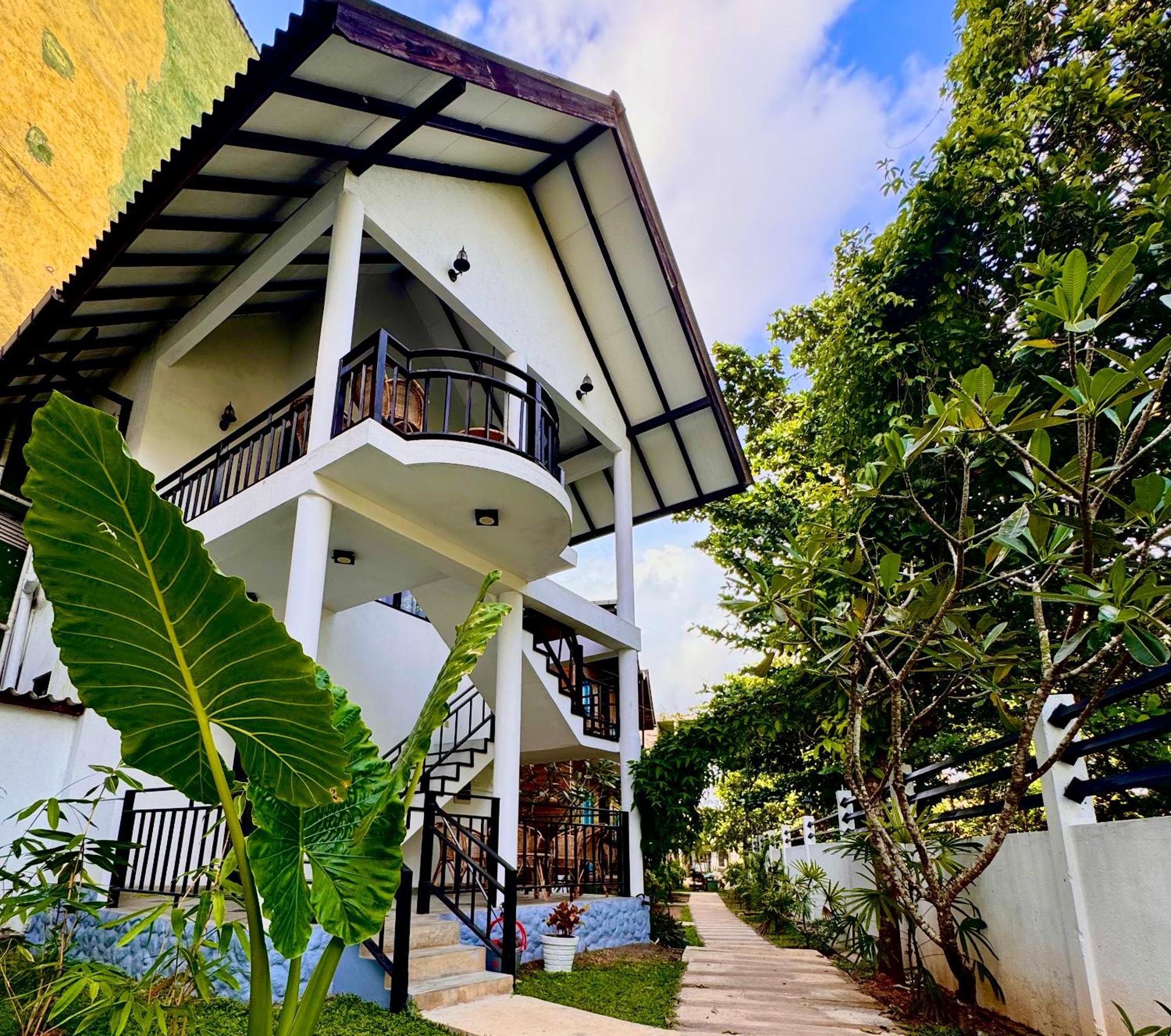Neo Bay Hotel Weligama Ngoại thất bức ảnh